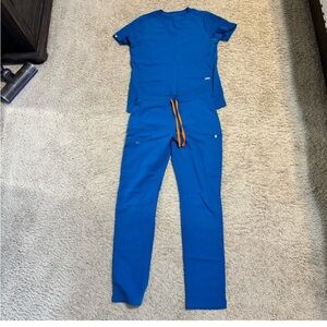 Figs scrubs